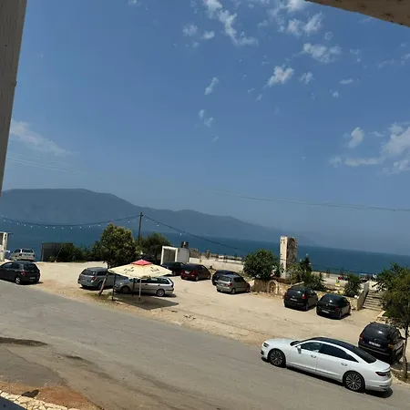 Mare Vista *